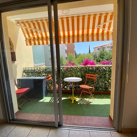 Chez Virginie : Appartement Lumineux Au Calme. Frejus Ngoại thất bức ảnh
