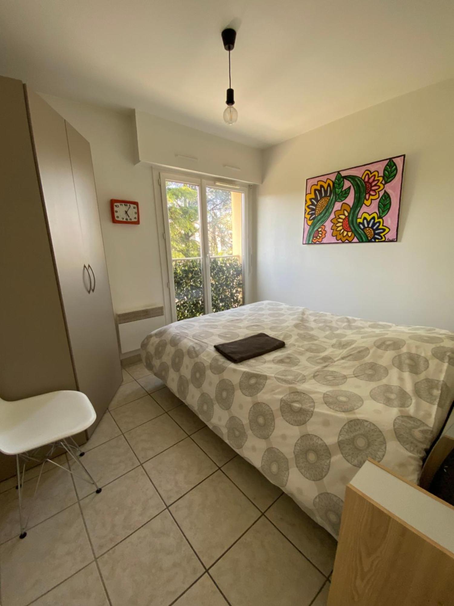 Chez Virginie : Appartement Lumineux Au Calme. Frejus Ngoại thất bức ảnh